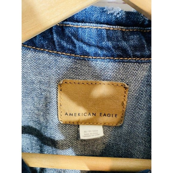 AE American Eagle Denim Jean Jacket Womens Sz Extra Small Coat Distressed Cuffs - Picture 4 of 9